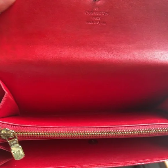Louis Vuitton Red Epi Leather Sarah Long Wallet . Authentic. Preowned.
